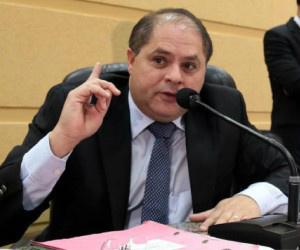 Presidente da Câmara nega circo e diz que colegas ‘pensam no futuro’ Mário César disse ontem que projetos discutidos na Casa vão ao encontro dos anseios da população
(Foto: Divulgação)