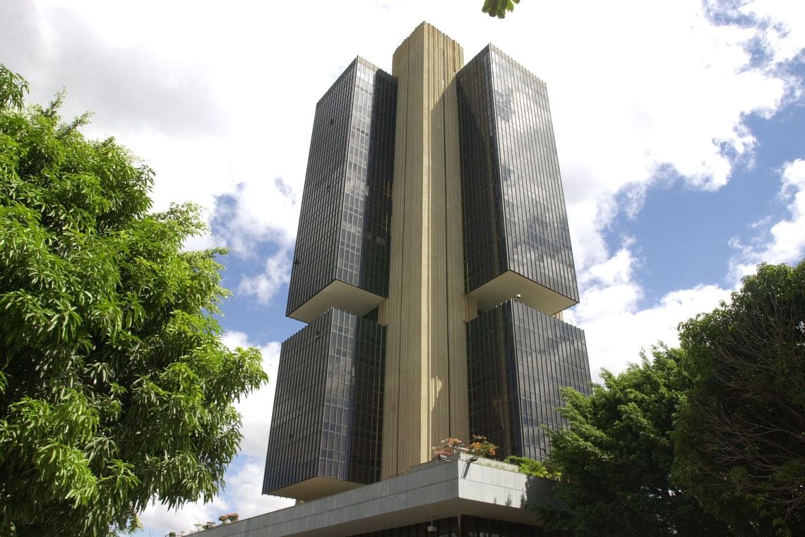 Copom realiza penúltima reunião do ano para definir Selic nesta semana
