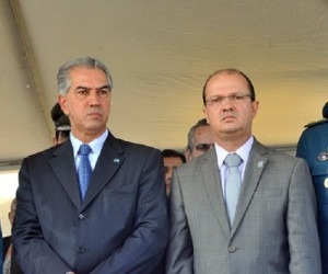 Reinaldo Azambuja com José Carlos Barbosa - Valdenir Rezende