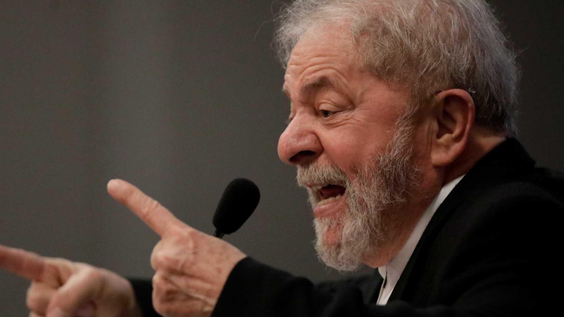 PT reafirma candidatura de Lula mesmo após prisão Reuters / Ueslei Marcelino