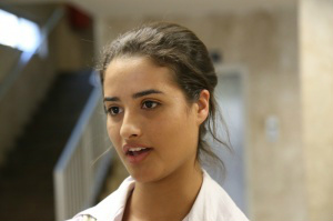 Yasmin procura emprego há seis meses em Campo Grande em vários setores, mas até agora sem sucesso. (Foto: Fernando Antunes)