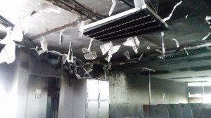 Após incêndio Funtrab suspende atendimentos na próxima semana Forro ficou destruído durante o incêndio (Foto: Divulgação)