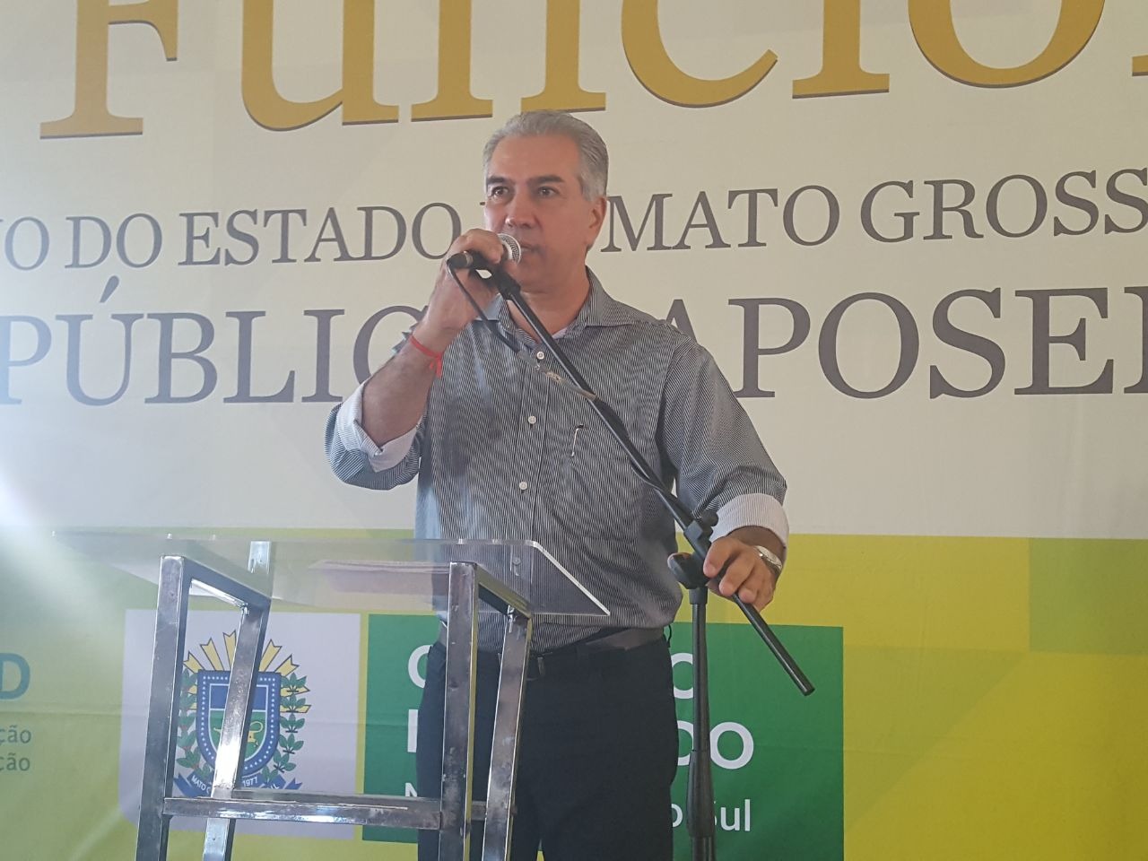 Governador diz que greve da Fetems é movimento político Governador diz que greve da Fetems é movimento político