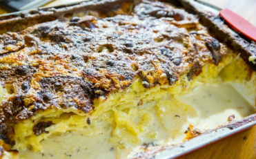 Batata gratinada: receita da Carolina Ferraz Receitas da Carolina - Batata gratinada (Foto: Robert Schwenck)
