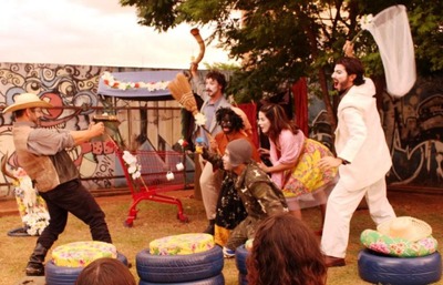 Centro Cultural oferece curso gratuito de teatro para adolescentes e adultos Foto: Divulgação
O principal objetivo da oficina é desenvolver o ator e o ser humano, mostrando um olhar criativo, contemporâneo e abrangente sobre o “fazer teatral”.
