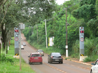 Detran garante que lombada defeituosa não gerou multas aos condutores em Dourados Lombadas não geraram multas para quem trafegou na velocidade limite - Foto: Joandra Alves