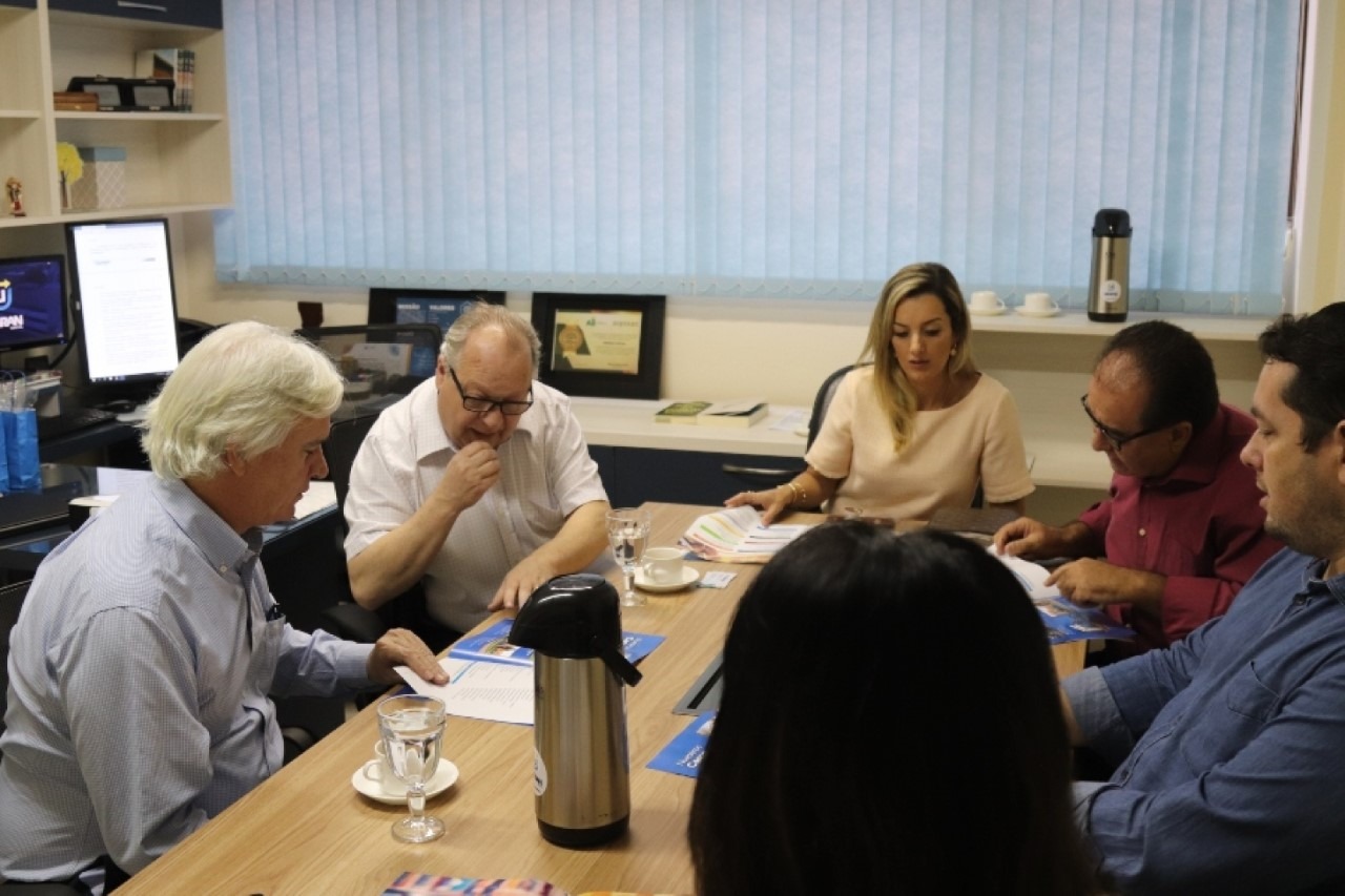 Unigran Capital assina convênio com universidade uruguaia e acadêmicos poderão fazer intercâmbio Unigran Capital assina convênio com universidade uruguaia e acadêmicos poderão fazer intercâmbio