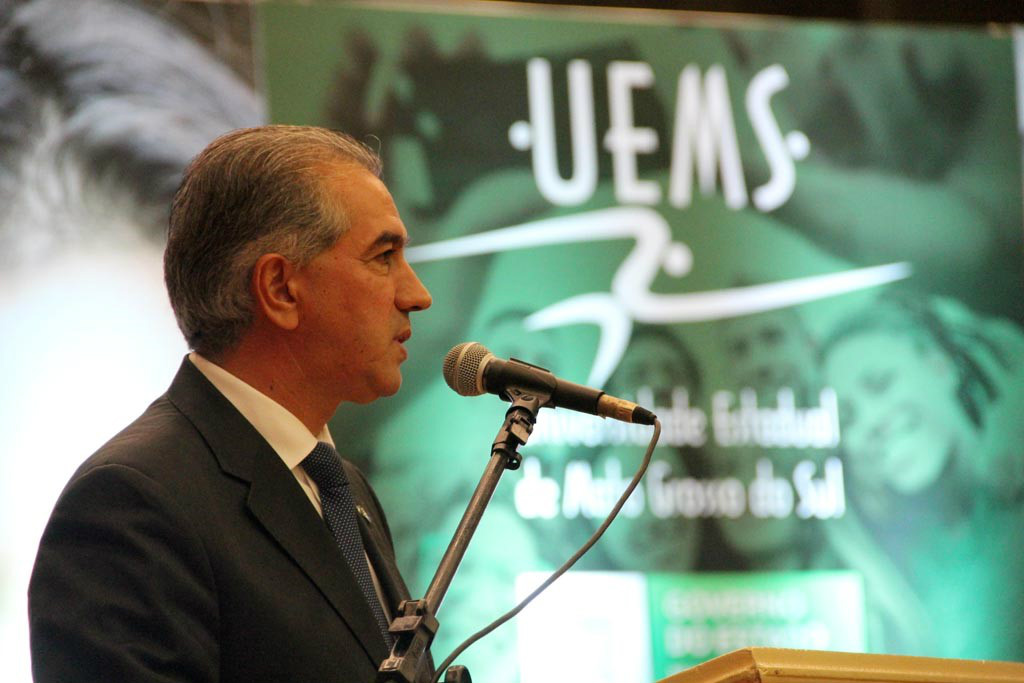 Governo do Estado investe em capacitação criando 842 vagas em cursos de pós-graduação Governo do Estado investe em capacitação criando 842 vagas em cursos de pós-graduação