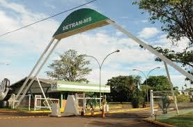 Detran alerta sobre data de pagamento para emissão de documentos ainda este ano