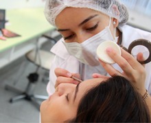 Lei que regulamenta as profissões de esteticista e de técnico em estética é sancionada Lei que regulamenta as profissões de esteticista e de técnico em estética é sancionada