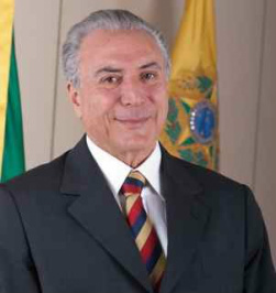 Governo oficializa transferência da articulação política para Temer