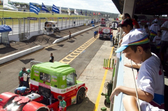 Fórmula Kids é atração para 150 crianças no Autódromo de Campo Grande Foto:Marlon Ganassin