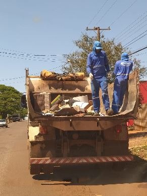 Mutirão contra dengue neste sábado em Dourados Mais 45 toneladas de entulhos foram recolhidos no terceiro mutirão contra a dengue em Dourados. Divulgação/CCZ