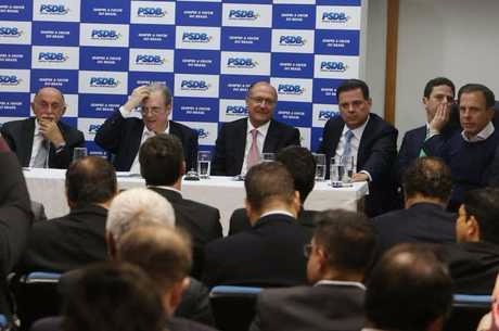 PSDB decide manter apoio ao governo de Michel Temer Lideranças tucanas em reunião do partido
André Dusek/12.06.2017/Estadão Conteúdo