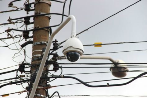 Instaladas, câmeras contra o crime devem operar até o fim do mês As imagens serão geradas por câmeras com alcance de 450 metros em pontos estratégicos na região central (Foto: Fernando Antunes)