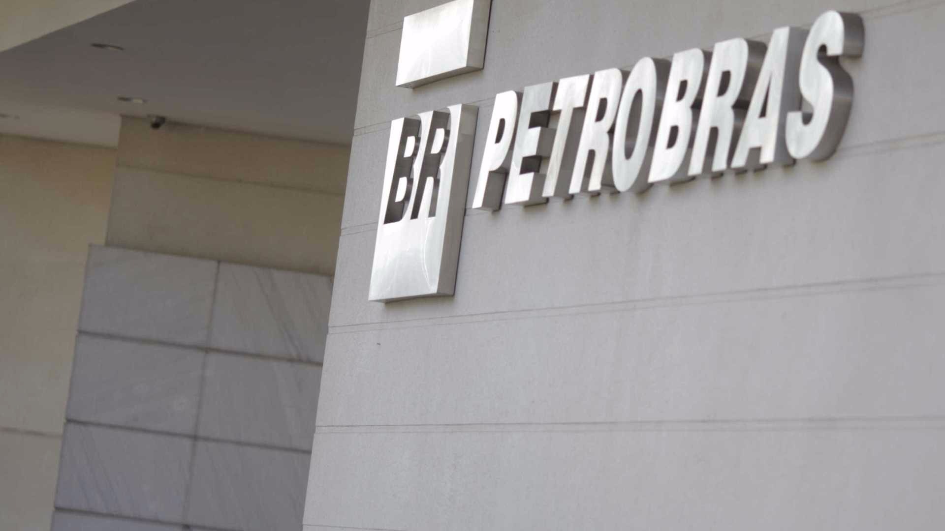 Petrobras lucra R$ 266 milhões no terceiro trimestre Reuters