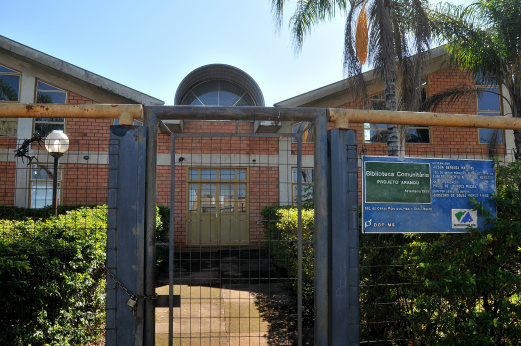 Biblioteca fazia parte do projeto Arandu - Foto: Valdenir Rezende/Correio do Estado