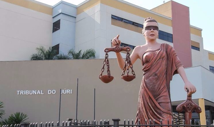Pai que matou suspeito de roubar a moto do filho diz que não queria se vingar Reprodução