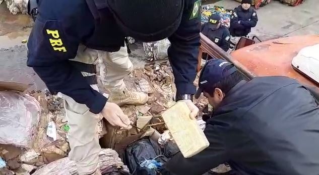 Foram apreendidos 34 quilos de cocaína e mais 103 quilos de pasta-base. Divulgação