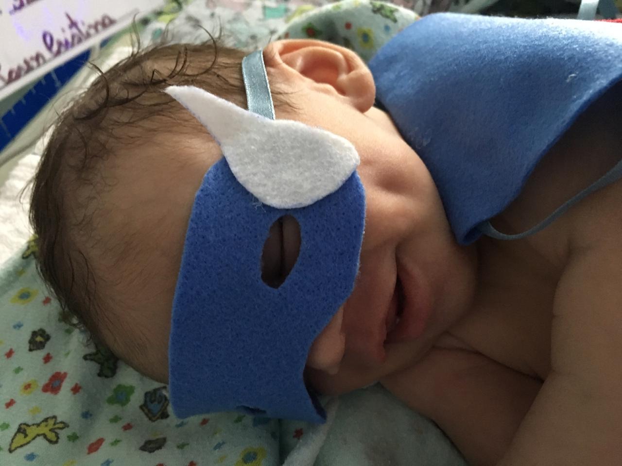 Prematuros viram super-heróis na Maternidade Cândido Mariano