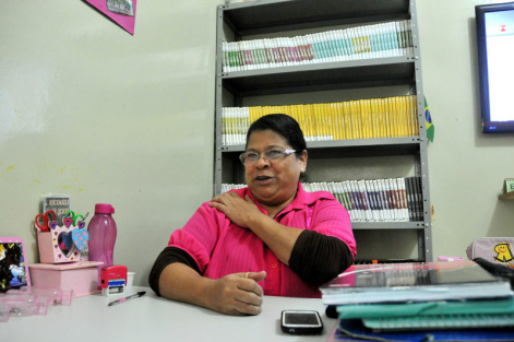 O sonho de aposentar-se dando aulas não será possível para Solange, que hoje “apaga fogo” - Foto: Valdenir Rezende / Correio do Estado