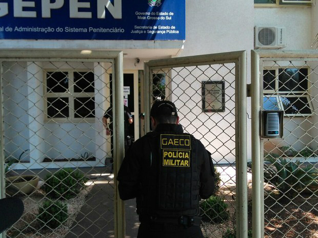 Gaeco faz busca na Agência Estadual de Administração Penitenciária (Foto: Osvaldo Nóbrega)