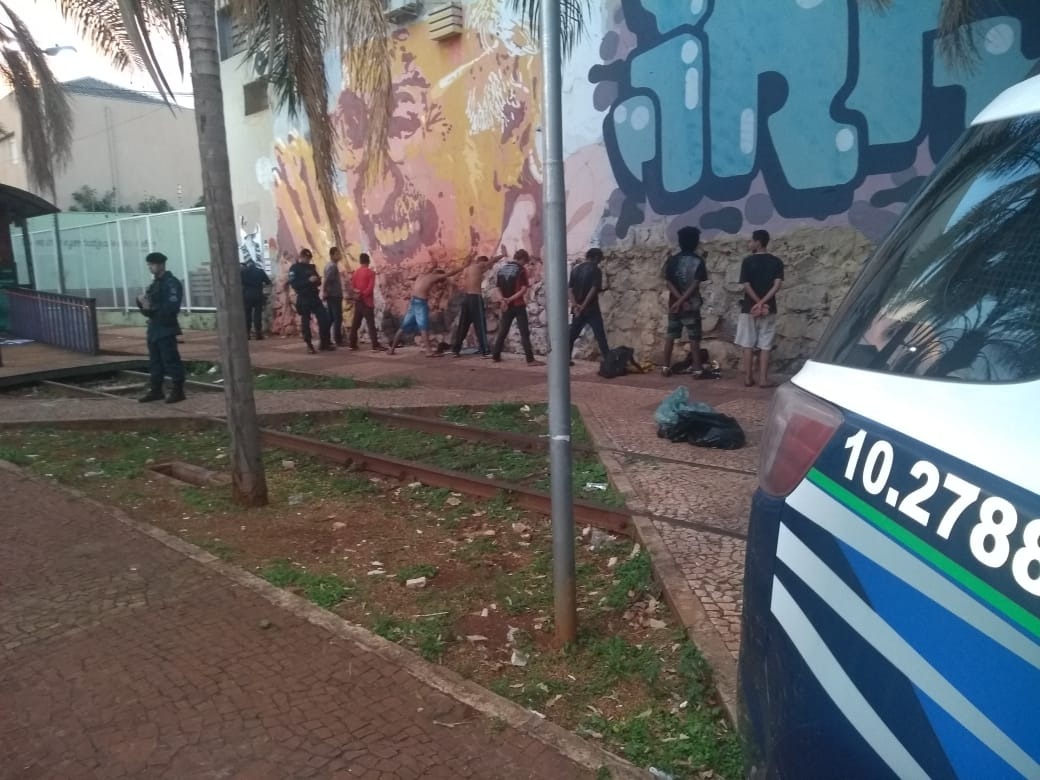 PM realiza operação de combate ao tráfico de drogas na região central da Capital