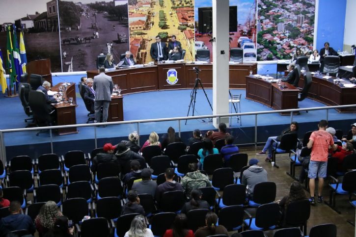 CMDCA e Câmara entregam honrarias a “amigos da criança” nesta quarta CMDCA e Câmara entregam honrarias a “amigos da criança” nesta quarta