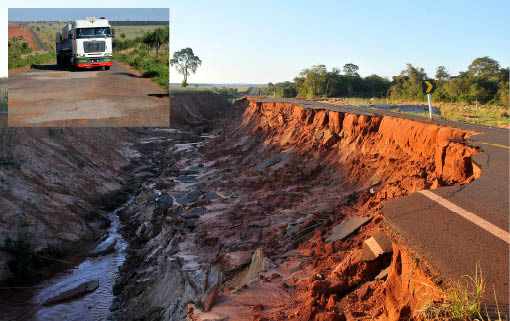 Cratera na MS-180 só aumenta; no detalhe, motorista avança na contramão na MS-156 - Foto: Valdenir Rezende / Correio do Estado