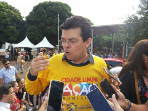 Prefeito lança hoje projeto que leva serviços e lazer a bairros Olarte vai lançar projeto Ação Municipal neste sábado. (Foto: Kleber Clajus)