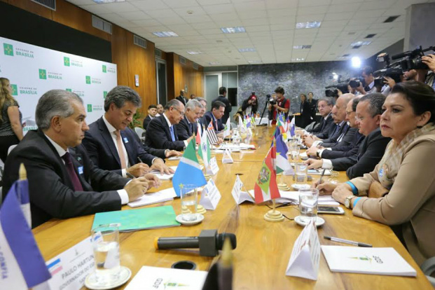 Reinaldo se reúne nesta terça-feira com nova presidente do STF para discutir pauta federativa No Palácio do Buriti, governadores definem pauta para encontro com ministra Carmem Lúcia