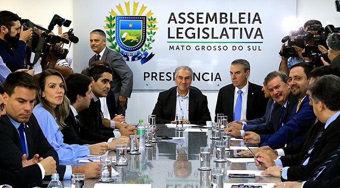 Governo entrega conjunto de quatro projetos de lei à Assembleia Edemir Rodrigues