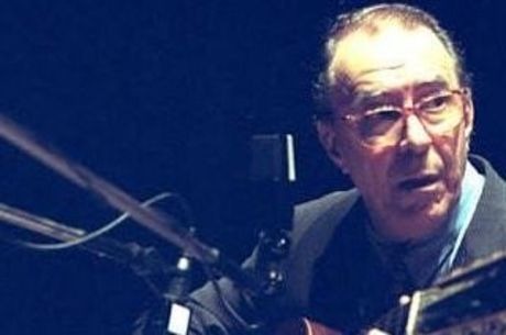 Morre, aos 88 anos, cantor João Gilberto no Rio de Janeiro João Gilberto é um dos ícones da música brasileira
Reprodução/Instagram