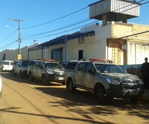 Em média, 20 policiais entraram no Centro de Triagem, hoje pela manhã - Álvaro Rezende/