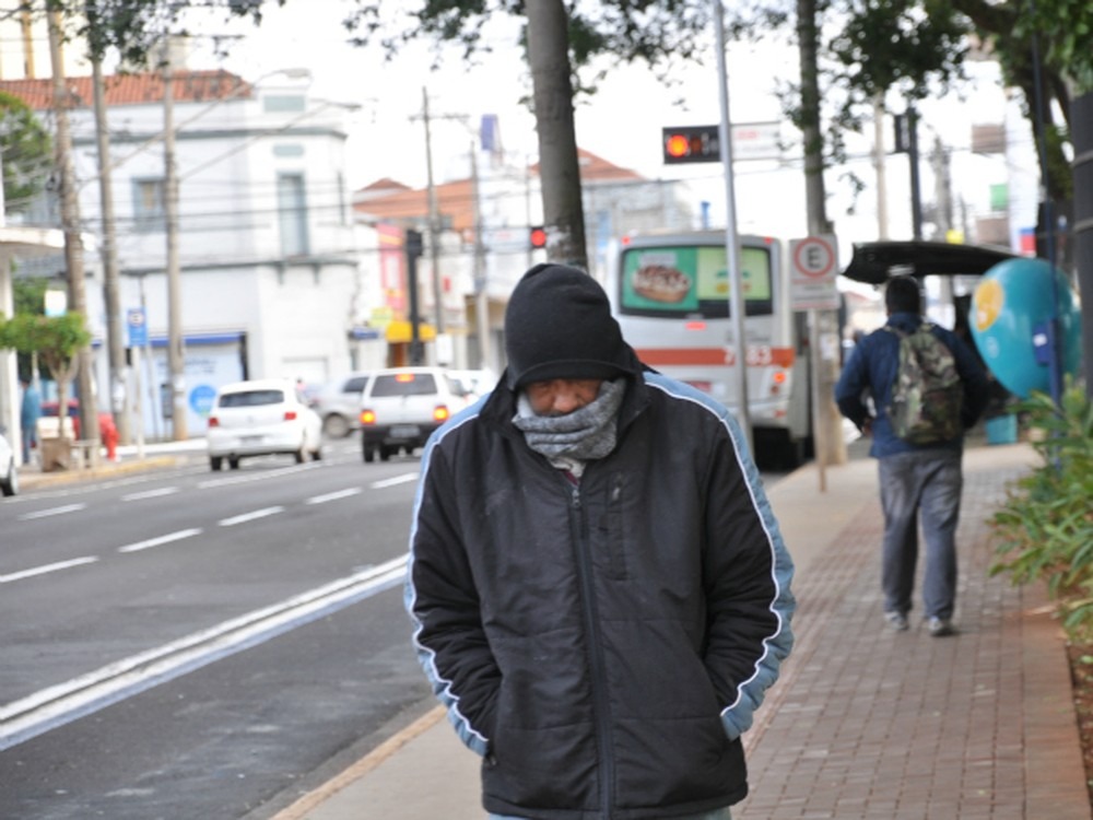 Domingo deve ser de frio com geada devido atuação de massa de ar polar em MS Domingo deve ser de frio com geada devido atuação de massa de ar polar em MS