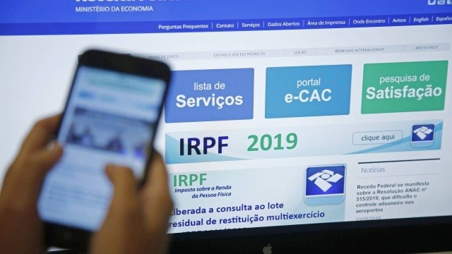 Receita abre nesta segunda consultas ao 2º lote de restituições do IR 2019 Imposto de Renda Pessoa Física 2019: consulta a lote de restituições pode ser feito pela internet ou pelo celular. Thiago Freitas