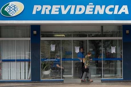 Reforma ignora expectativa de vida regional e prejudica as periferias Reforma: peso igual para expectativa de vida diferente
Marcelo Camargo/Agência Brasil - 07.07.2015
