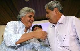 Puccinelli pede voto para Delcídio do Amaral em rede social Puccinelli pede voto para Delcídio do Amaral em rede social