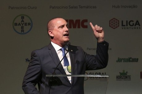 Dá para ter margem de 330 votos para aprovar Previdência, diz Onyx Onyx Lorenzoni falou sobre votos da Previdência
Rovena Rosa/Agência Brasil