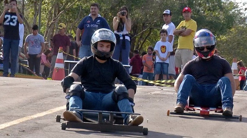 Estudantes dão pitada de tecnologia em corrida de rolimã em Campo Grande (Foto: Reprodução)