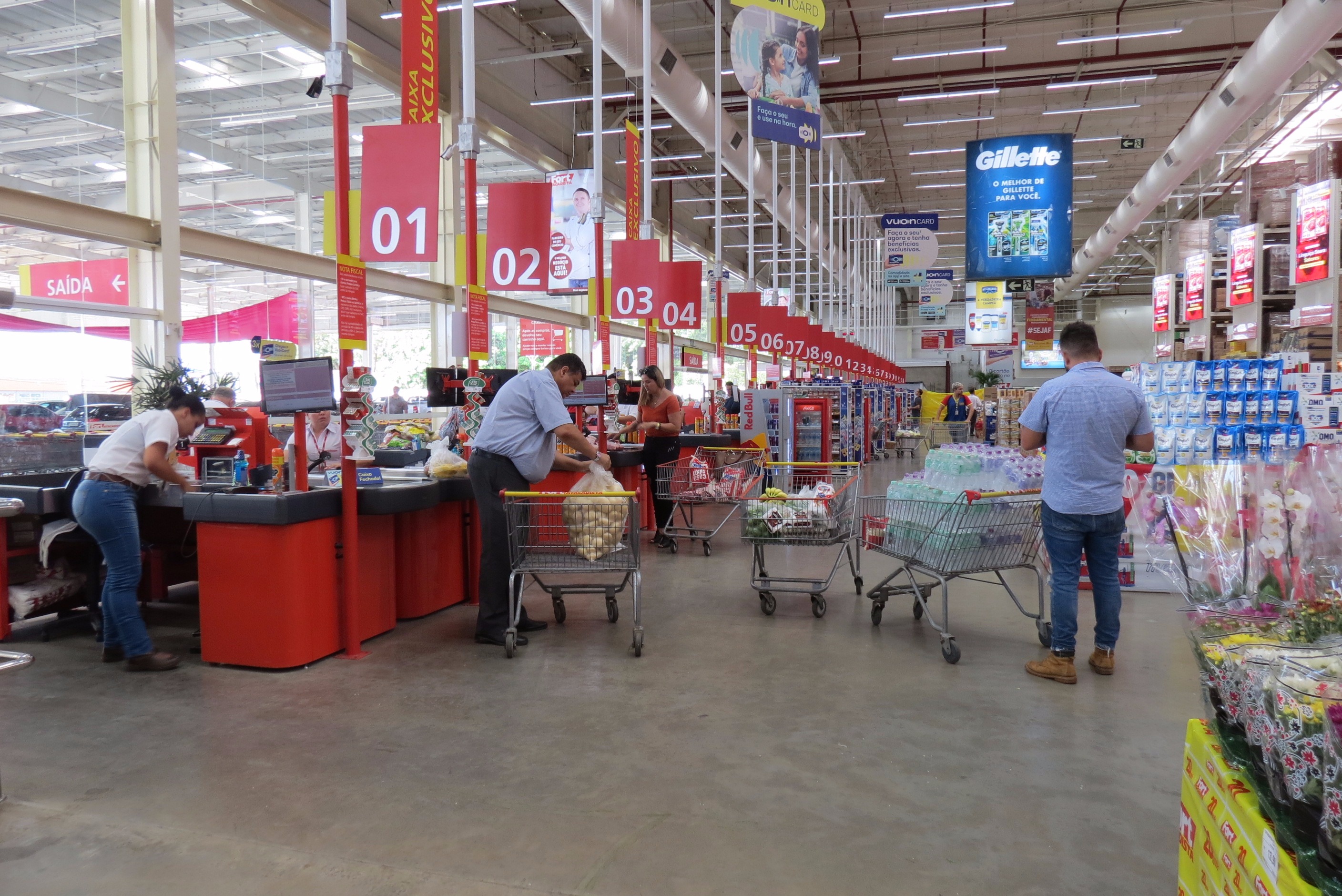 Dia F traz descontos especiais em supermercado neste sábado na Capital Divulgação