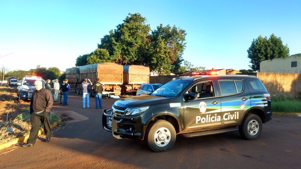 Motociclista morreu, após bater na traseira de reboque de caminhão (Foto: Osvaldo Duarte/Arquivo Pessoal)