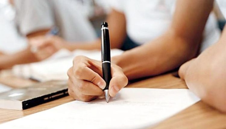 Com salários de até R$ 8,9 mil, 16 concursos estão abertos no Estado