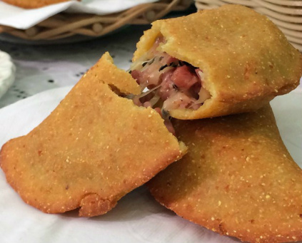 Aprenda a preparar um apetitoso Pastel de Fubá Aprenda a preparar um apetitoso Pastel de Fubá