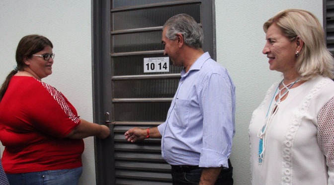 Governador entrega obras em Nova Andradina e Vicentina nesta sexta-feira Governador entrega obras em Nova Andradina e Vicentina nesta sexta-feira