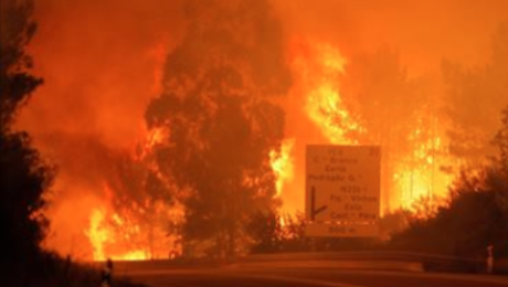 Tragédia com fogo já é uma das maiores do país em décadas
Reprodução/RTP