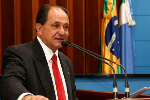 Zé Teixeira reivindica obras na saúde e infraestrutura de Dourados Zé Teixeira reivindica obras na saúde e infraestrutura de Dourados