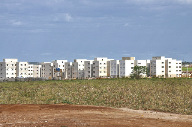 Contemplados para os Roma I, II e III assinam contratos nesta quinta e sexta Conjunto residencial Roma está pronto e deverá ser entregue em breve pelo prefeito Murilo e Caixa Econômica Federal Foto: Assecom/Arquivo