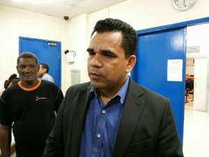 Secretário Valtenir Brito esteve na sessão da Câmara nesta quinta-feira. (Foto:Kleber Clajus)