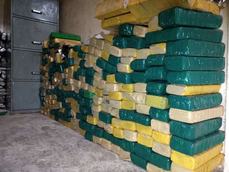 PM apreende mais de 200 quilos de maconha; um suspeito foi preso Osvaldo Duarte/Ddos News